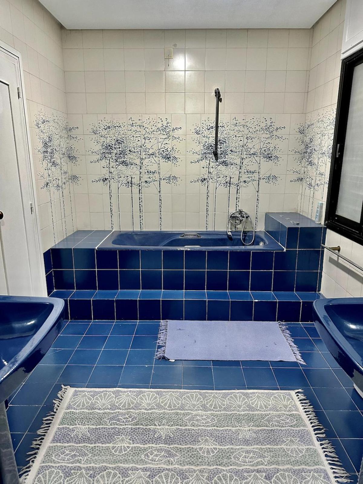 Retreat Pool, Space And Guaranteed Tranquility Tunis